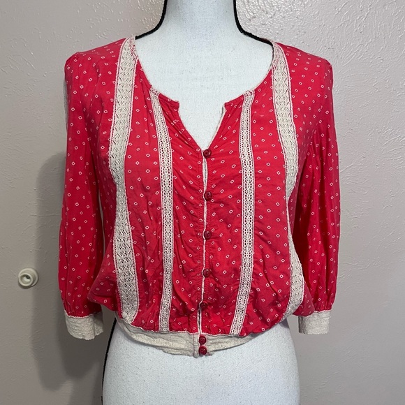 Free People Tops - Free People Red Crochet Button Front Crop Top Womens Size XS